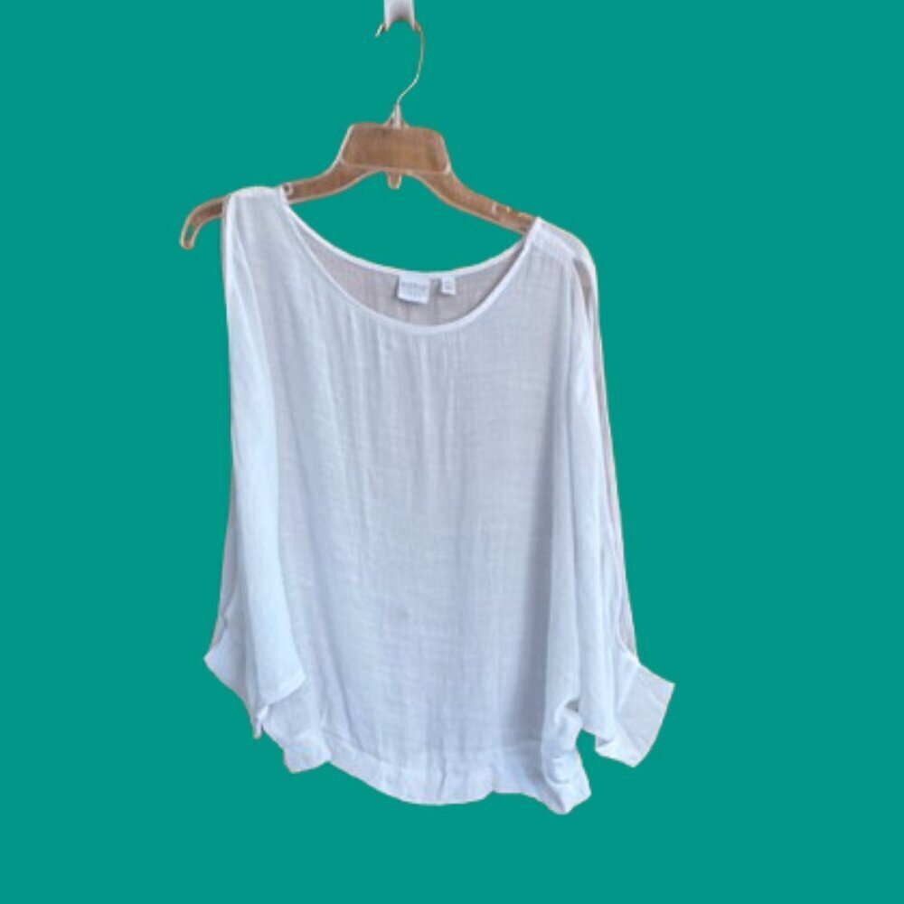New York & Co - Soho Women's Flowy blouse Size small - NWOT (B9)